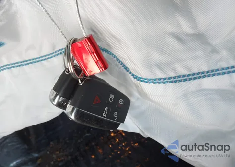 2016 Land Rover Range Rover Evoque Se/Se Premium z USA, uszkodzony, nr VIN SALVP2BG9GH155903